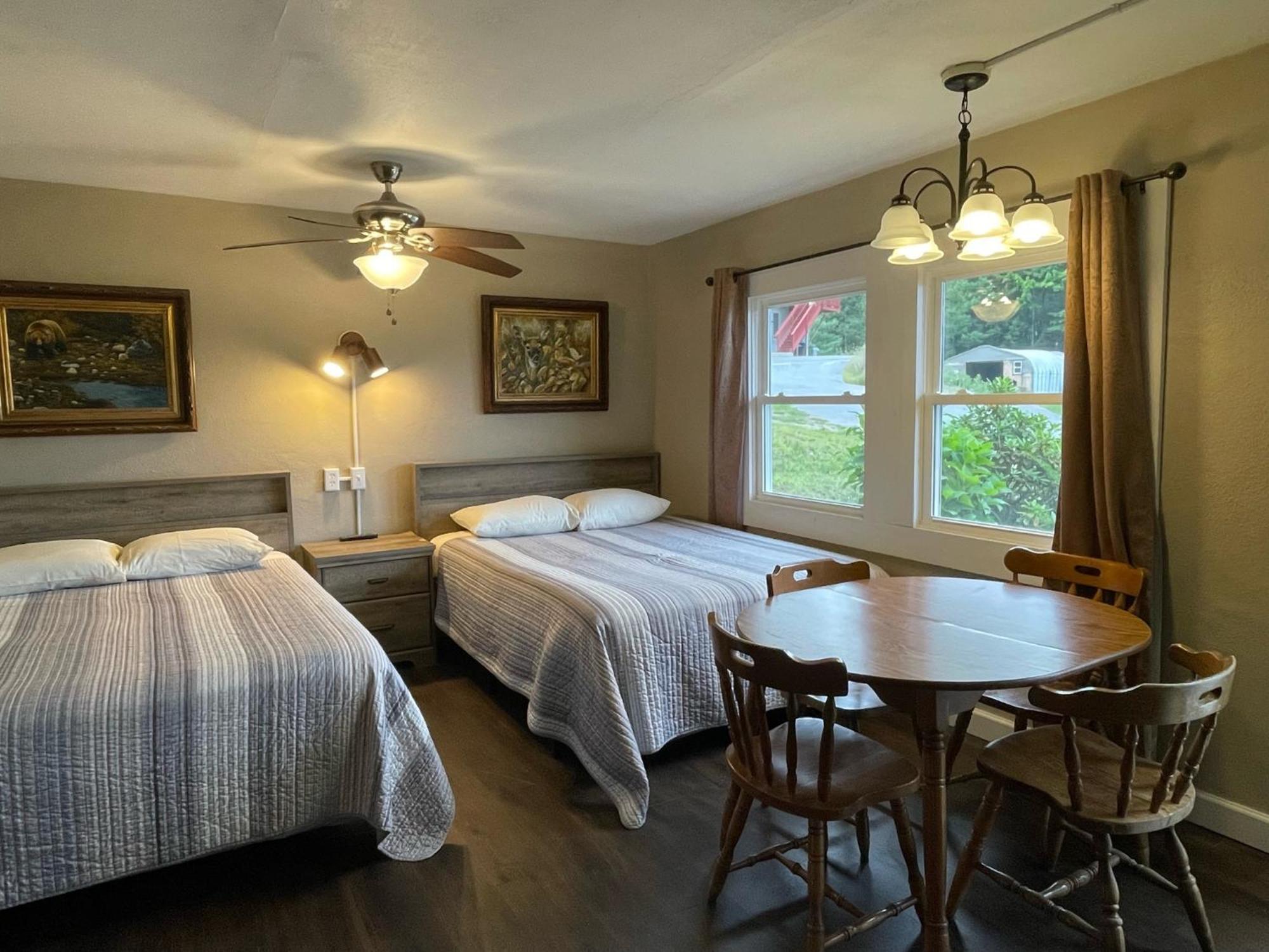 Hill View Motel And Cottages Lake George Quarto foto
