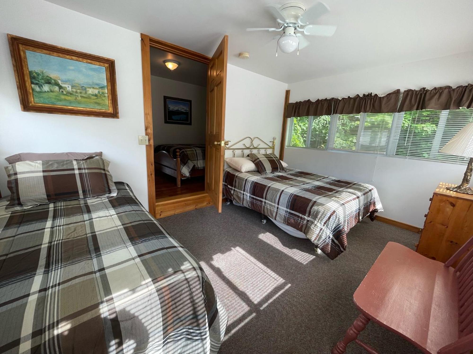 Hill View Motel And Cottages Lake George Quarto foto